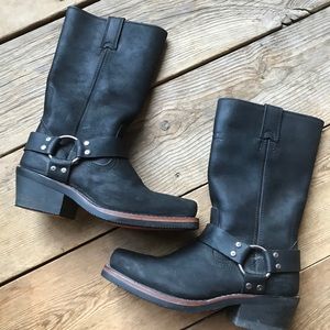 Black Harley Davidson women’s boots